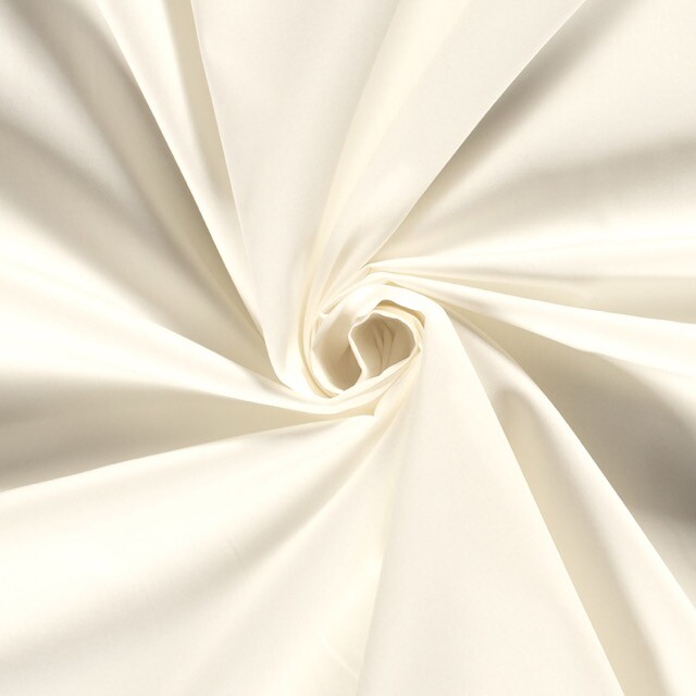 Cotton poplin solid offwhite