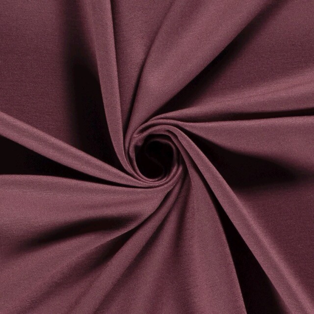 Punta di Roma wine-red
