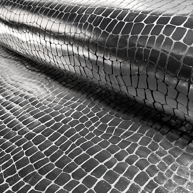 Lamé stretch foiled croco silver