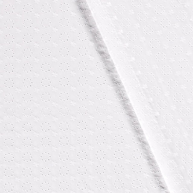 Cotton poplin embroidered flowers white