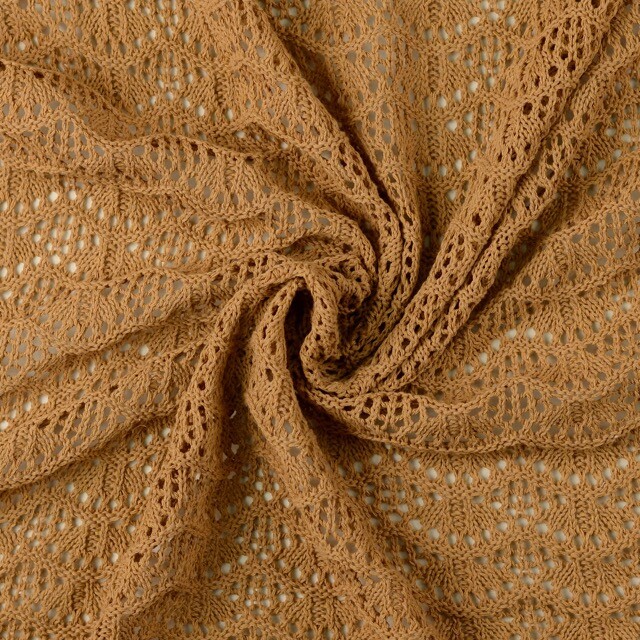 Knitted fabric yarn dyed camel