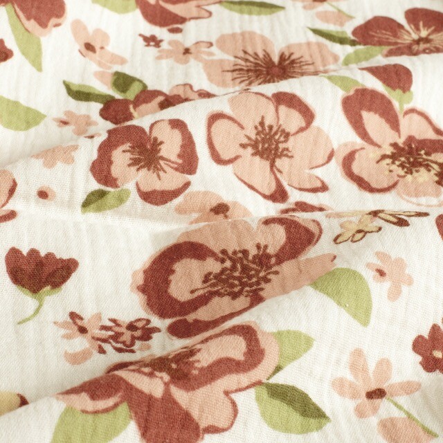 Cotton muslin flowers offwhite