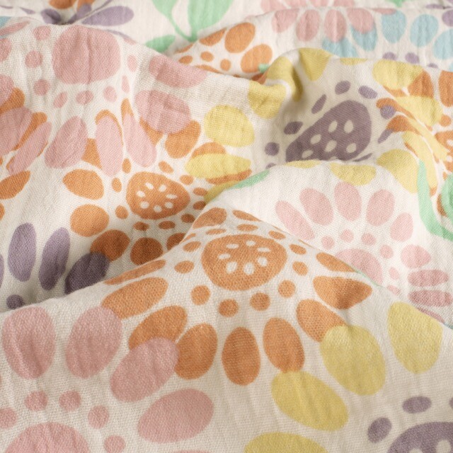 Cotton muslin flowers offwhite