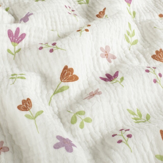 Cotton muslin flowers offwhite