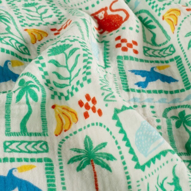 Cotton muslin animals offwhite