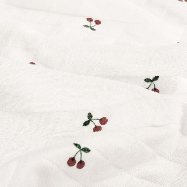 Jersey bounded cherries offwhite