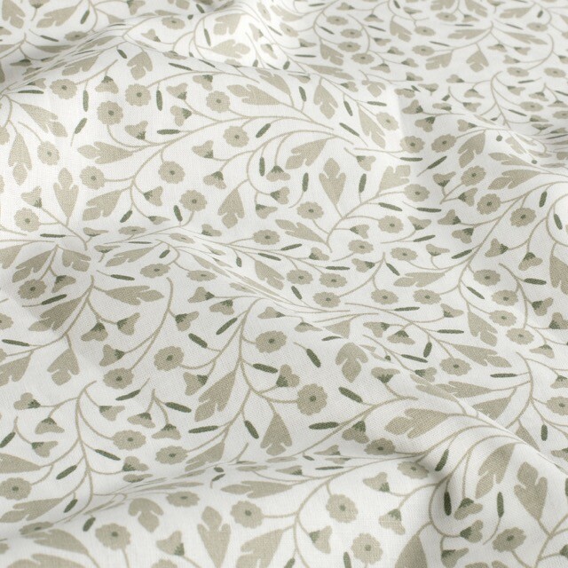 Cotton poplin flowers offwhite