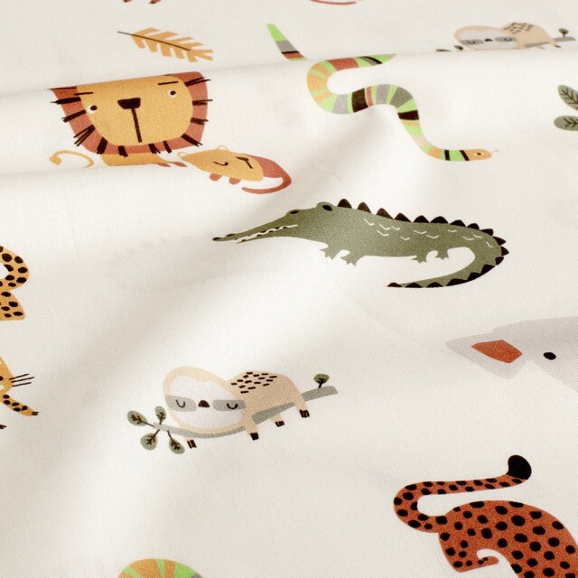 Cotton poplin animals offwhite