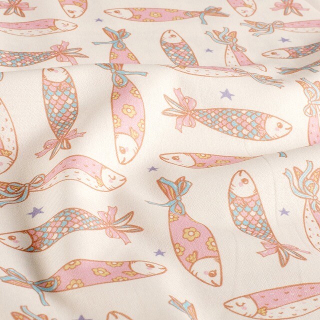 Cotton poplin fish offwhite